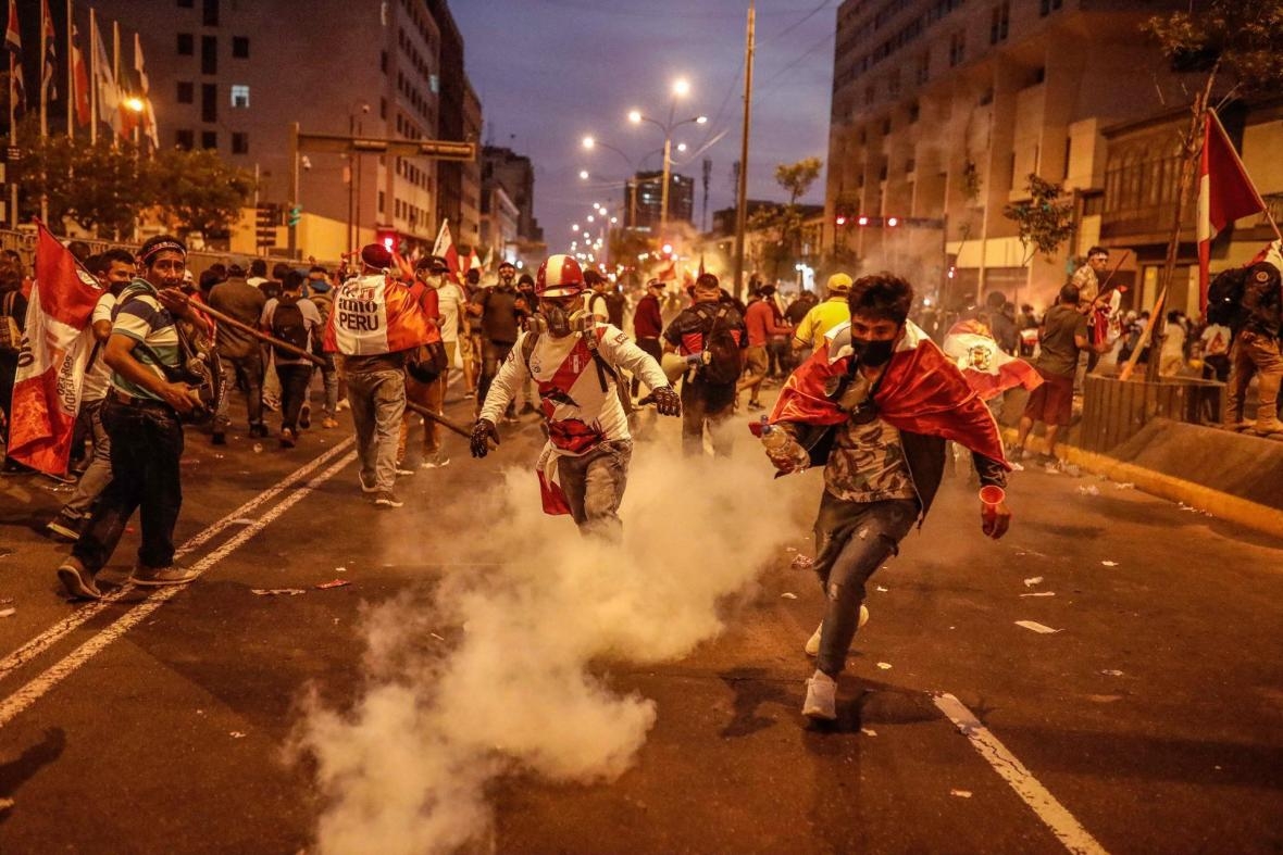 Muere otra persona en protestas de Perú, se eleva la cifra total a ocho