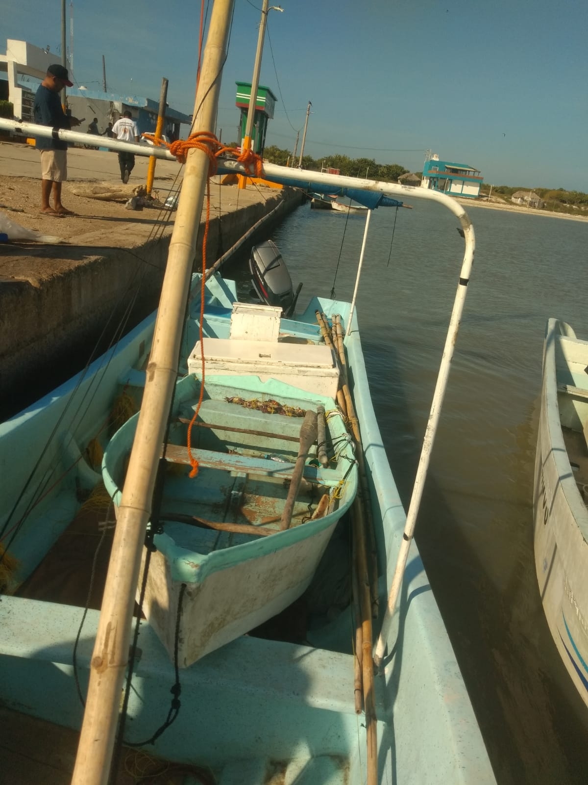 Detienen a pescadores furtivos en El Cuyo, Yucatán