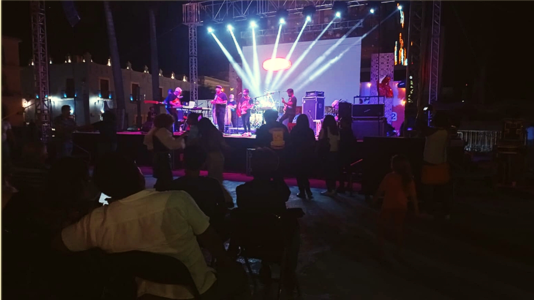 "Sonido Gallo Negro" pone ritmo al Festival Internacional del Centro Histórico en Campeche