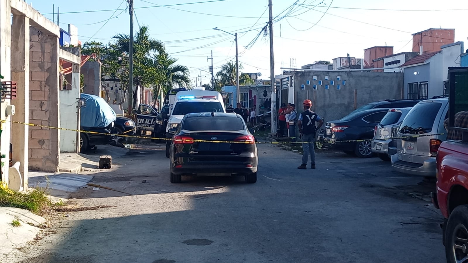 Hallan a hombre maniatado en un domicilio en la Región 247 en Cancún