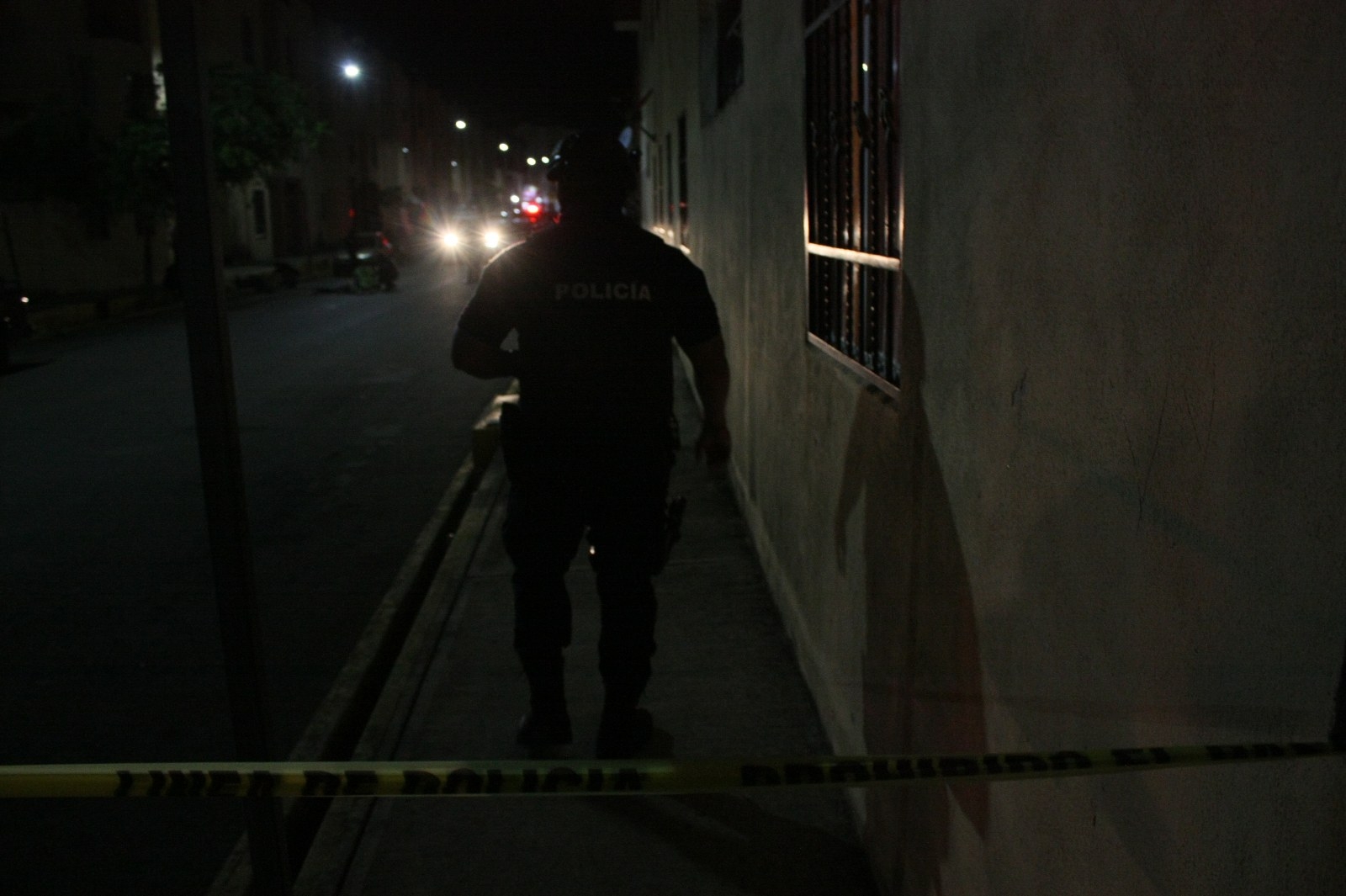 Asesinan a un hombre frente a su hijastra en Paseos del Mar en Cancún