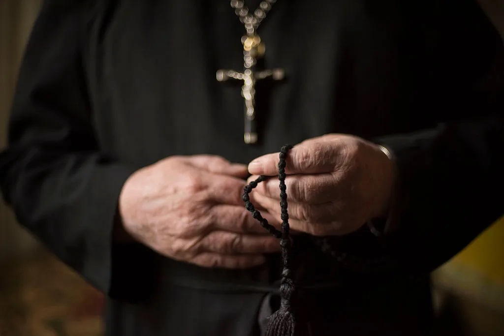 ¡El colmo! Iglesia vende protocolo contra abuso sexual por sacerdotes en México