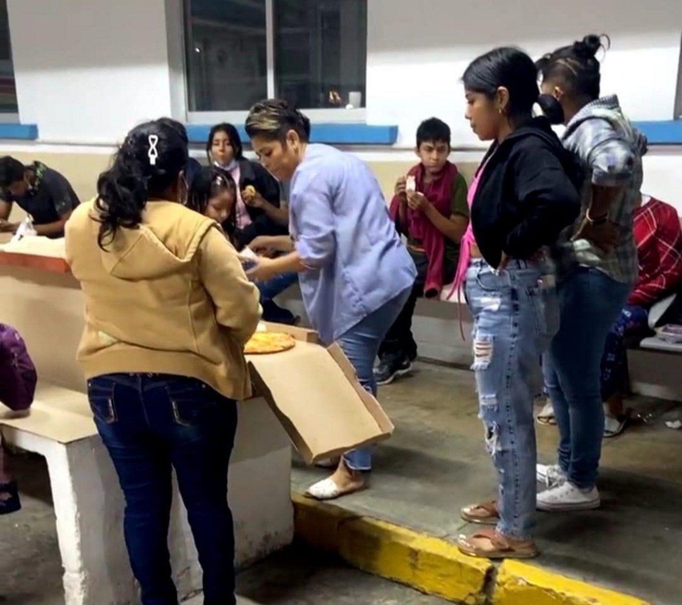 Espíritu navideño en Quintana Roo: Chetumaleños apoyan a familias desamparadas