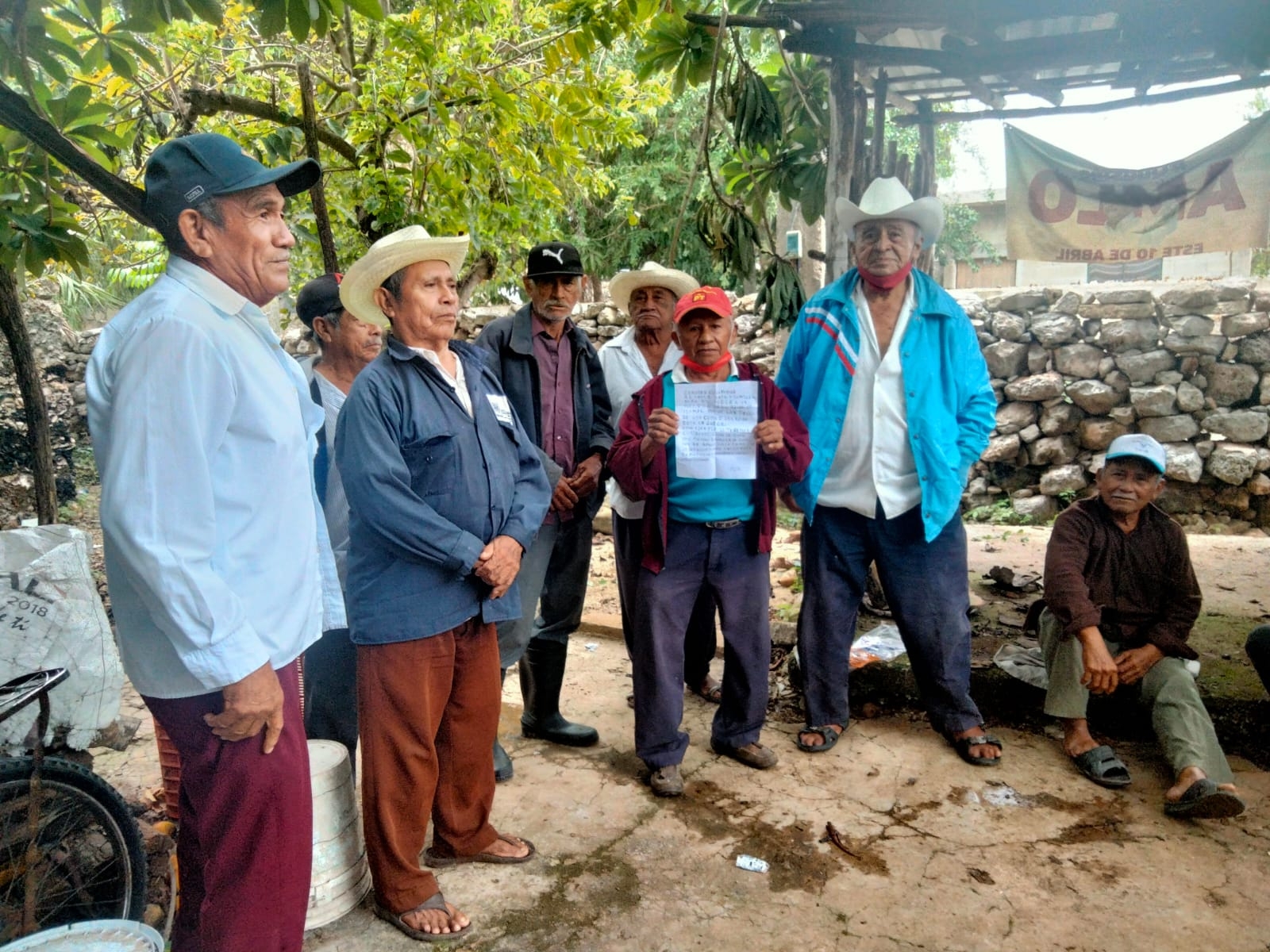 Ejidatarios de Izamal denuncian al comisario de intentar vender tierras por 20 mil pesos