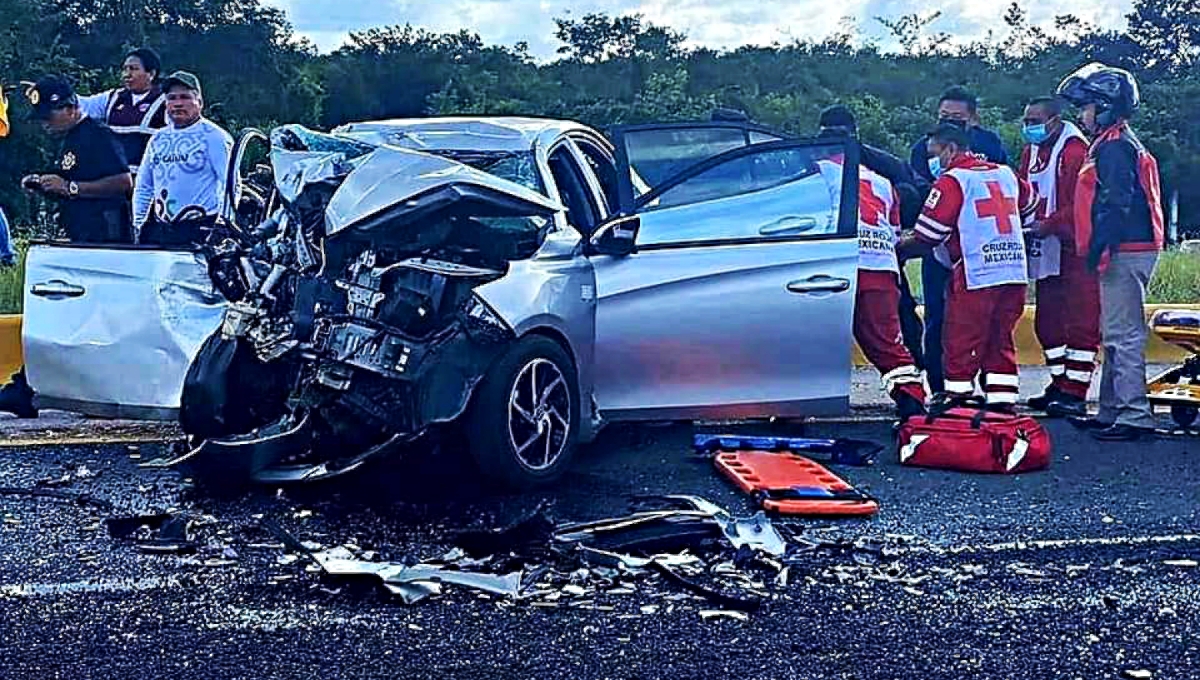 Abuelitos mueren prensados en un accidente en la vía Mérida-Campeche