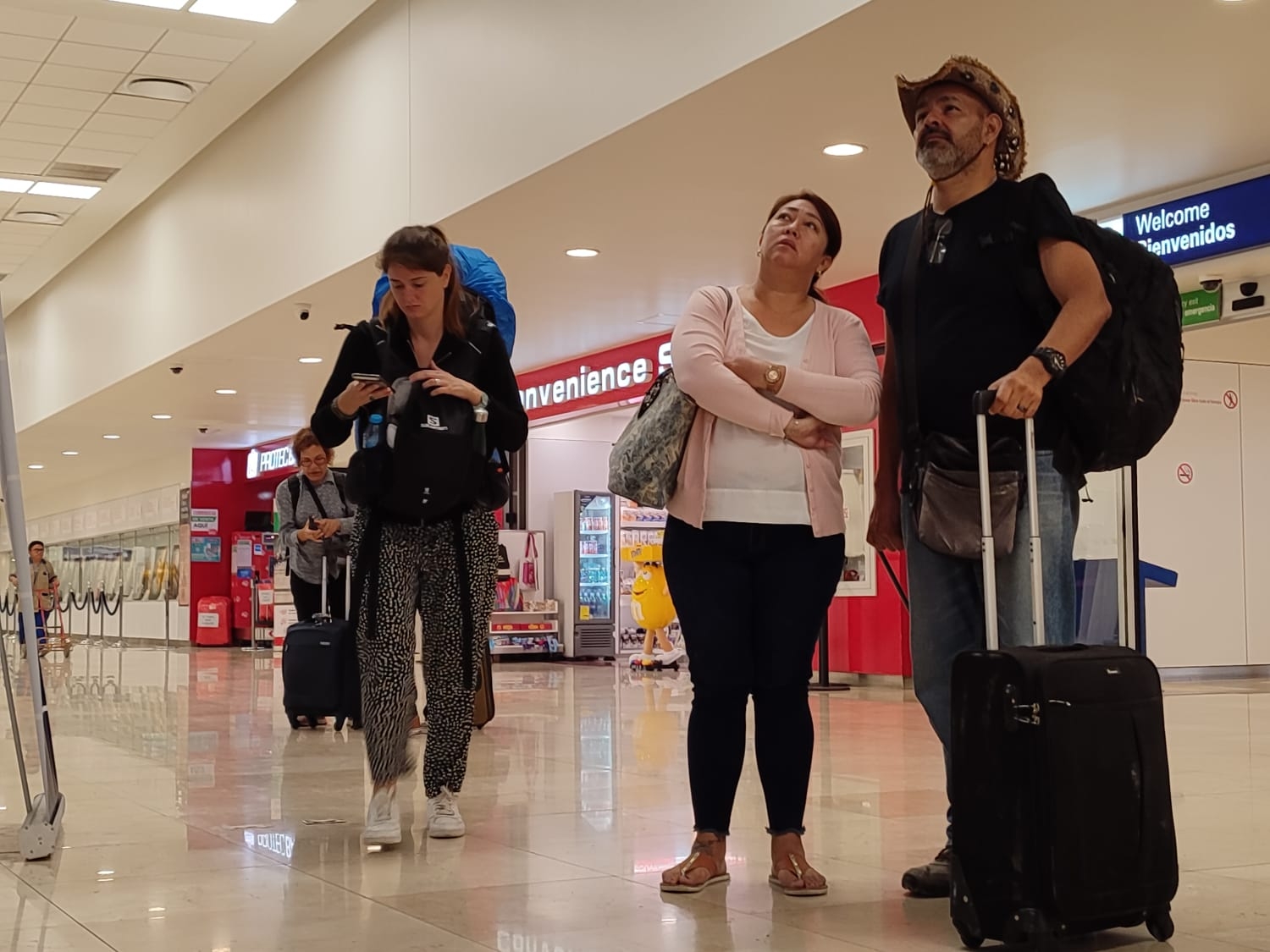 Turista denuncia a agencia de autos en el aeropuerto de Mérida; pagó 6 mil pesos y desapareció