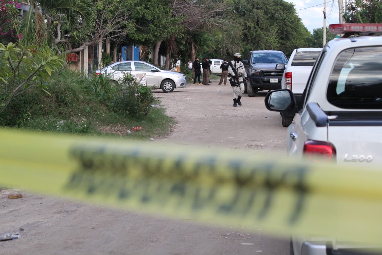 Catean presunto punto de venta de droga en la colonia La Morena en Cancún