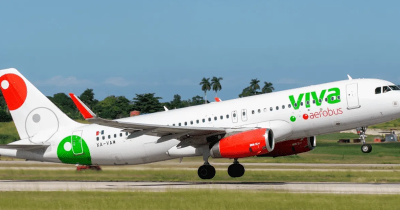 VivaAerobus deja varados a más de 120 pasajeros en el aeropuerto de Mérida