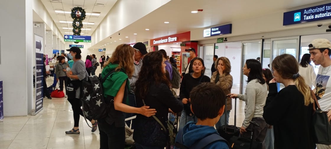 Volaris extravía las maletas de 6 pasajeros en el aeropuerto de Mérida