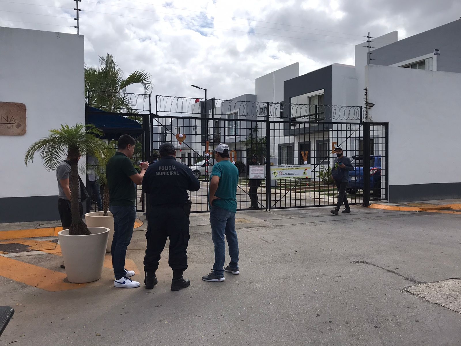 Ladrones le quitan 300 mil pesos a una mujer en Cancún
