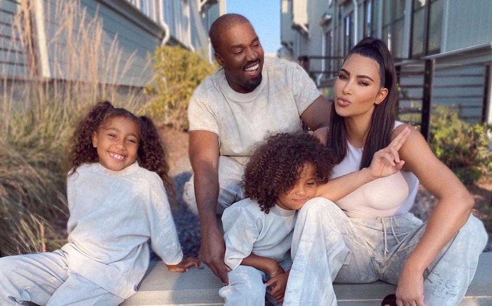 Kanye West aprovecha Día del Amor para afirmar que recuperará a su familia