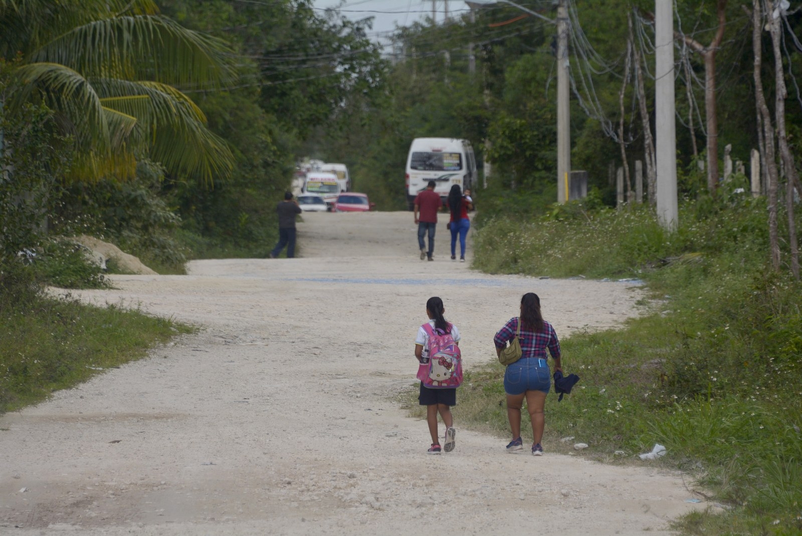 Cerca de 180 colonias irregulares en Cancún carecen de servicios básicos