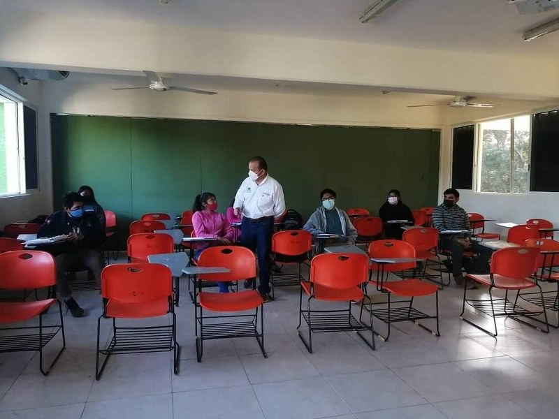 La Universidad Intercultural Maya de Quintana Roo retomó las clases presenciales en sus aulas, tras instrucciones de la SEQ