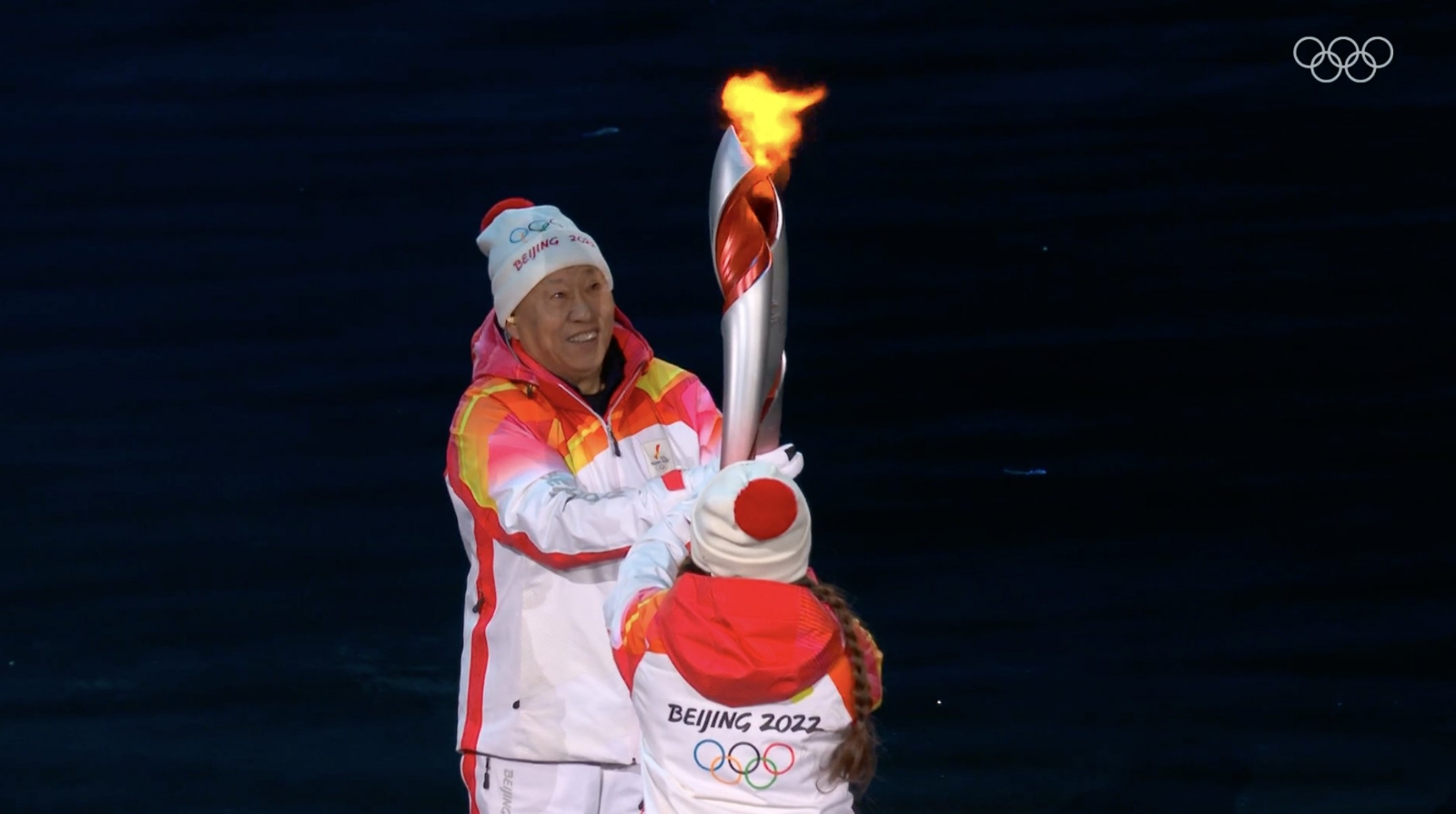 Así fue el encendido del pebetero de los Juegos Olímpicos de Invierno Beijing 2022: VIDEO