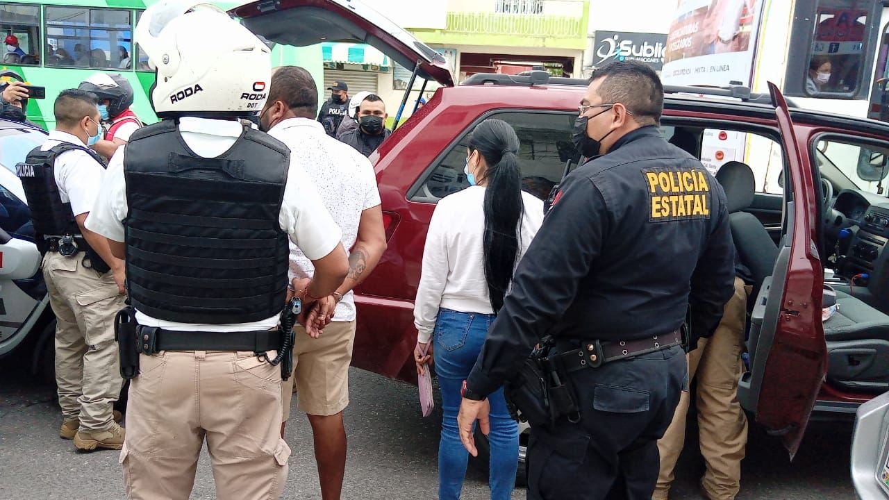 Detienen a pareja de venezolanos por robo en Campeche