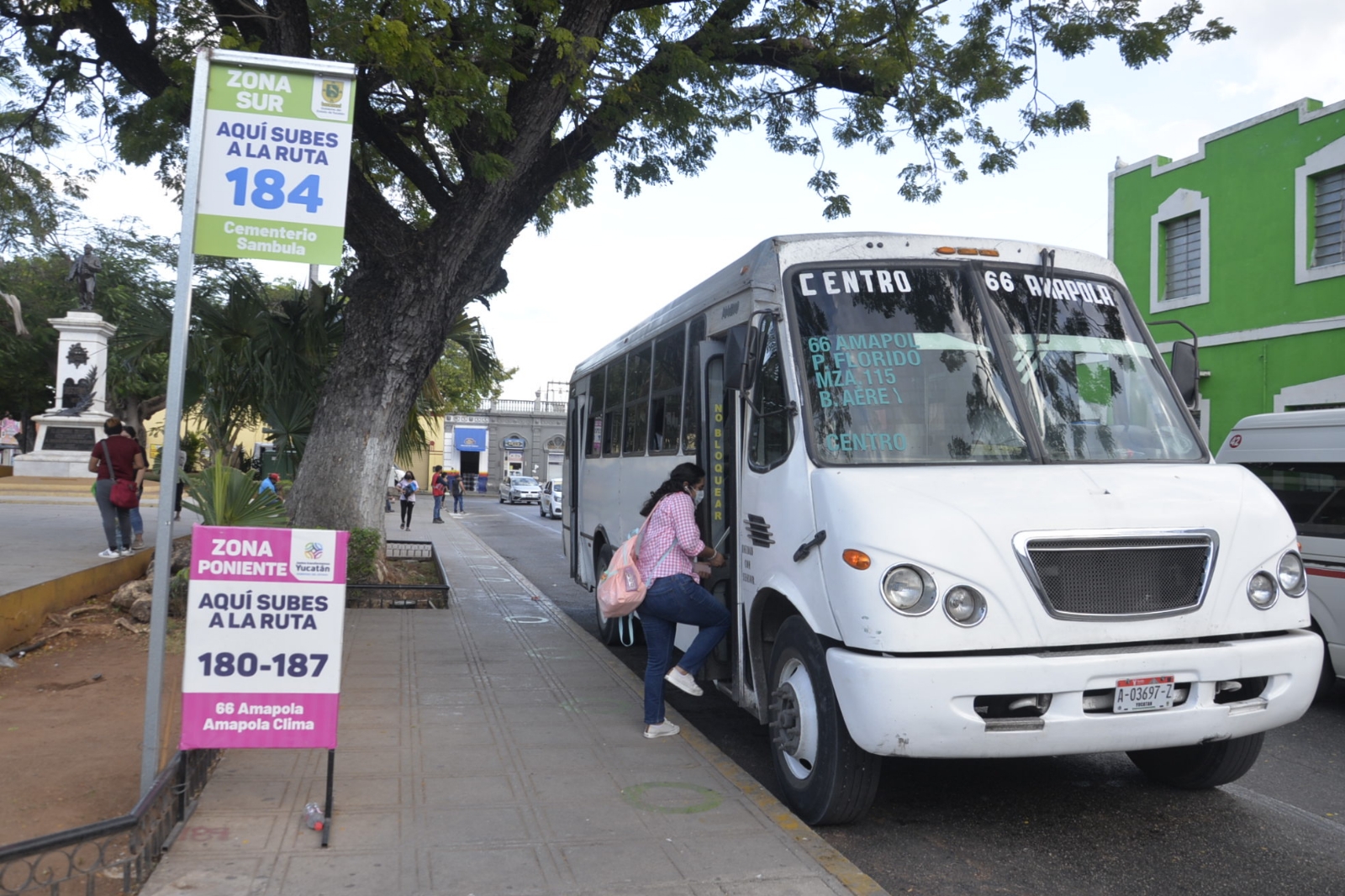 Usuarios de transporte en Mérida rechazan alza del pasaje