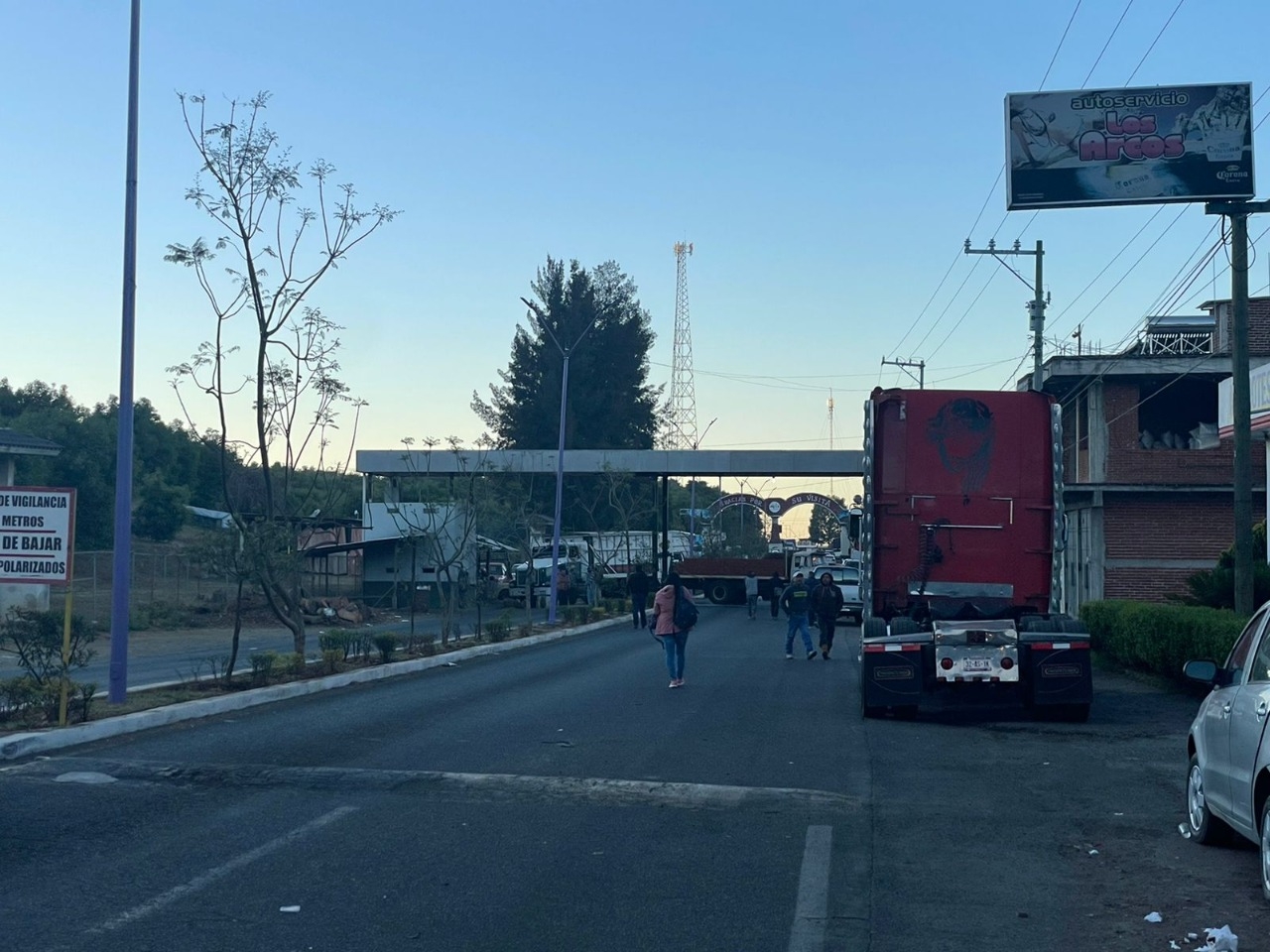 Se registra balacera entre grupos armados en Parangarícutiro, Michoacán: VIDEO