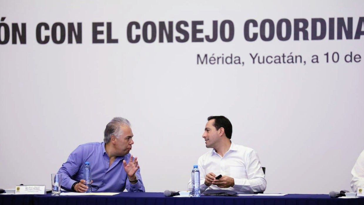 Mauricio Vila se reúne con empresarios poblanos; los invita invertir en el futuro de Yucatán