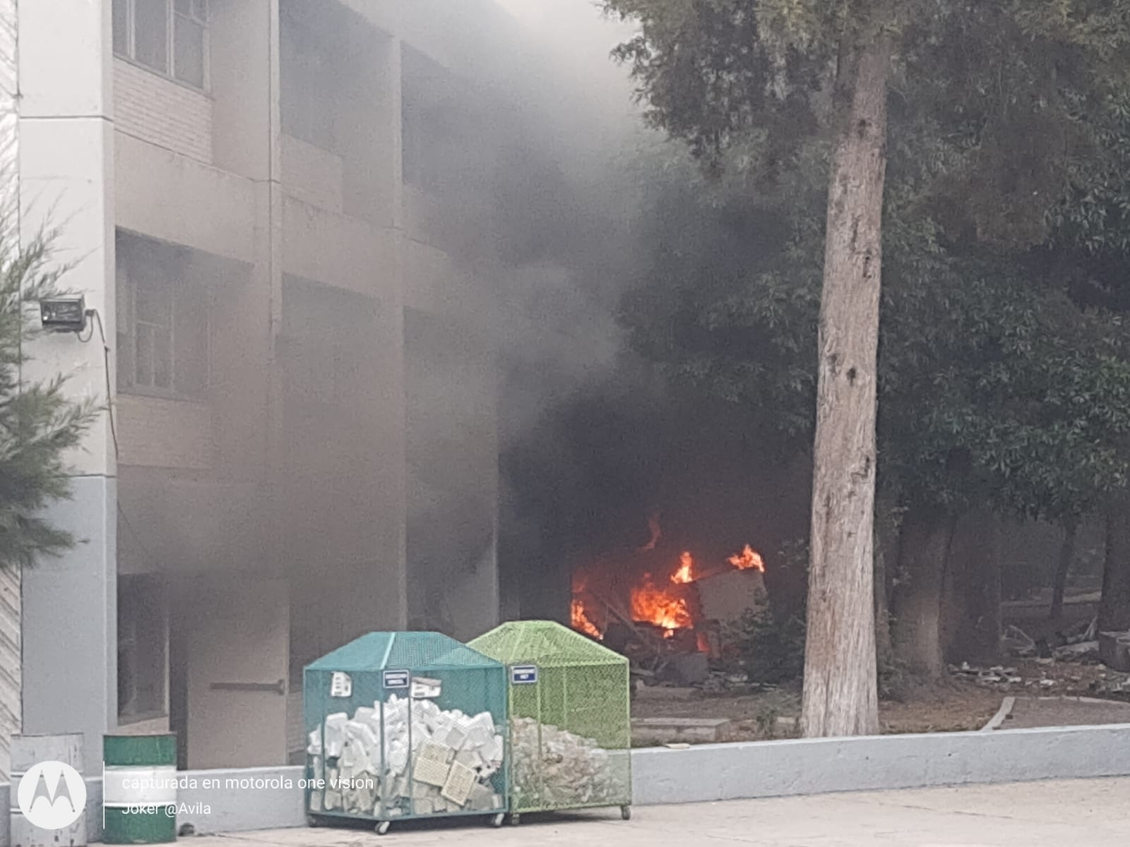 UNAM suspende clases en FES Zaragoza por explosión en laboratorios