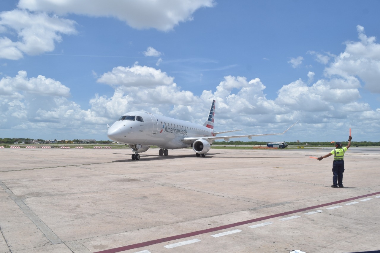 '¡Fue horrible!': Vuelo aborta aterrizaje en el aeropuerto de Mérida por rafaga de viento