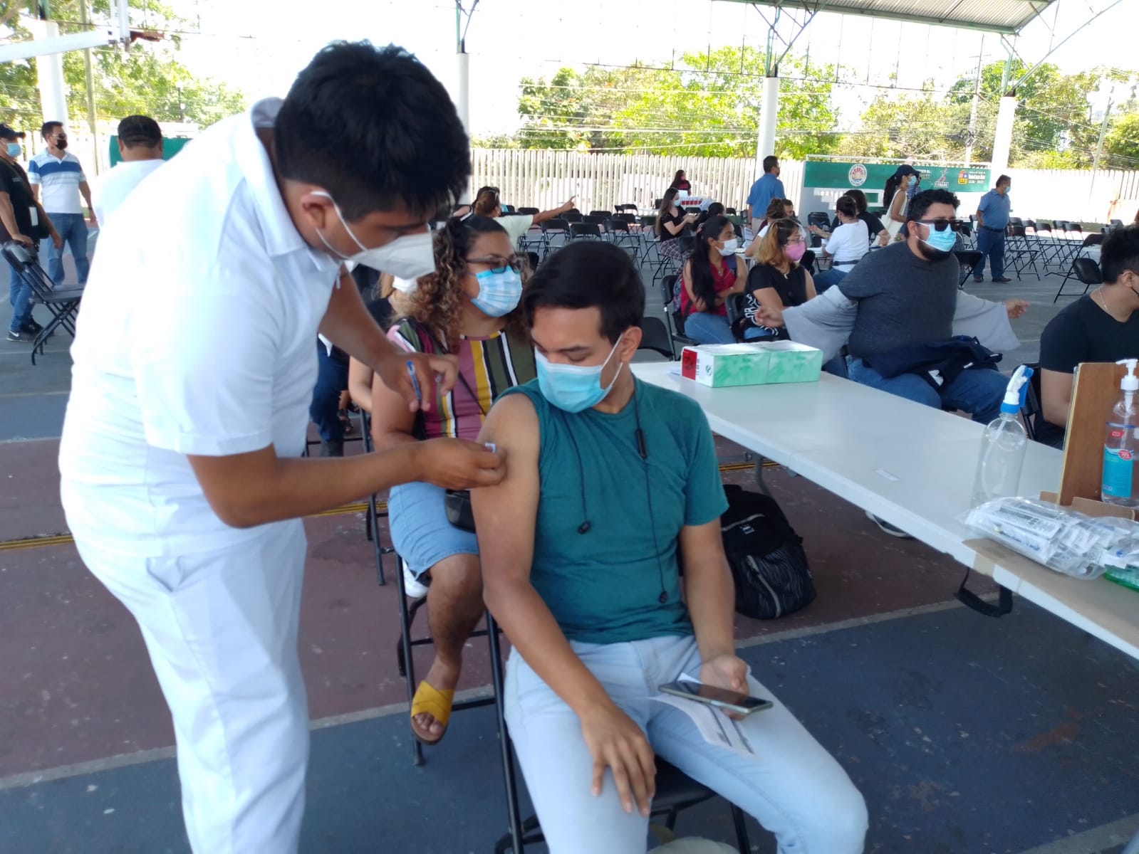 La vacuna contra el COVID-19 podrá ser aplicada a menores de 12 años en adelante en todo México