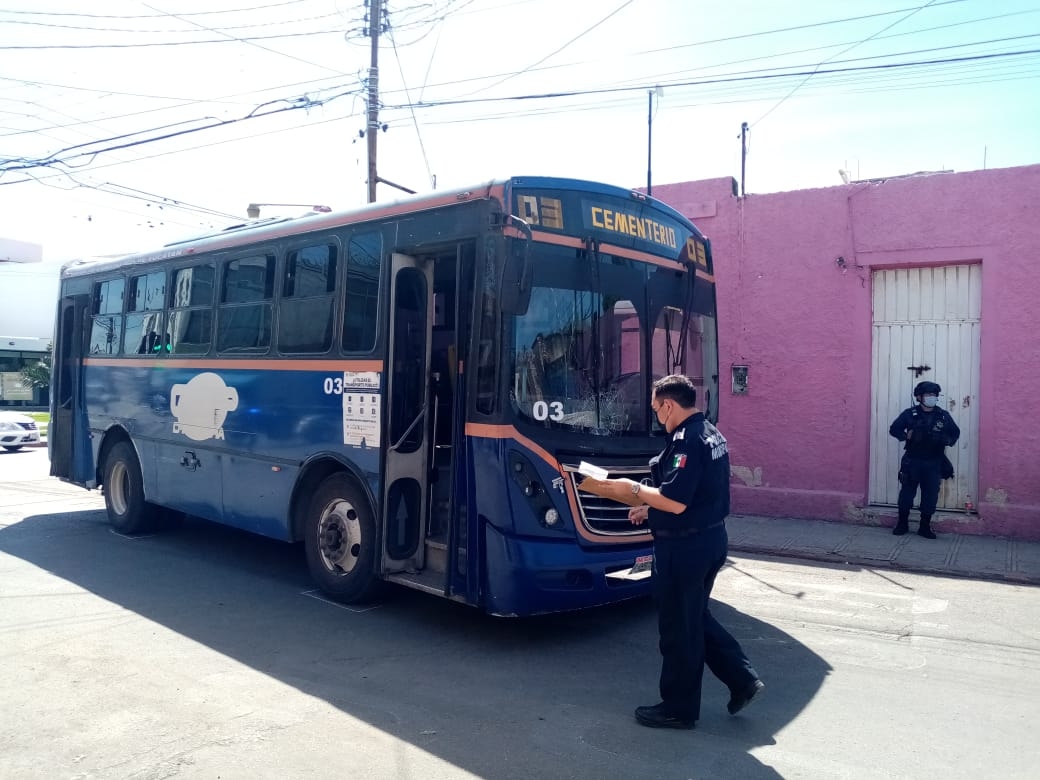 Camión atropella a una mujer en el Centro de Mérida