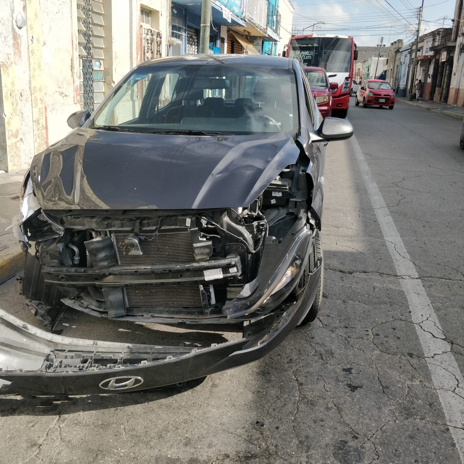 El choque registrado en la ciudad de Mérida tuvo lugar en el Centro de Mérida