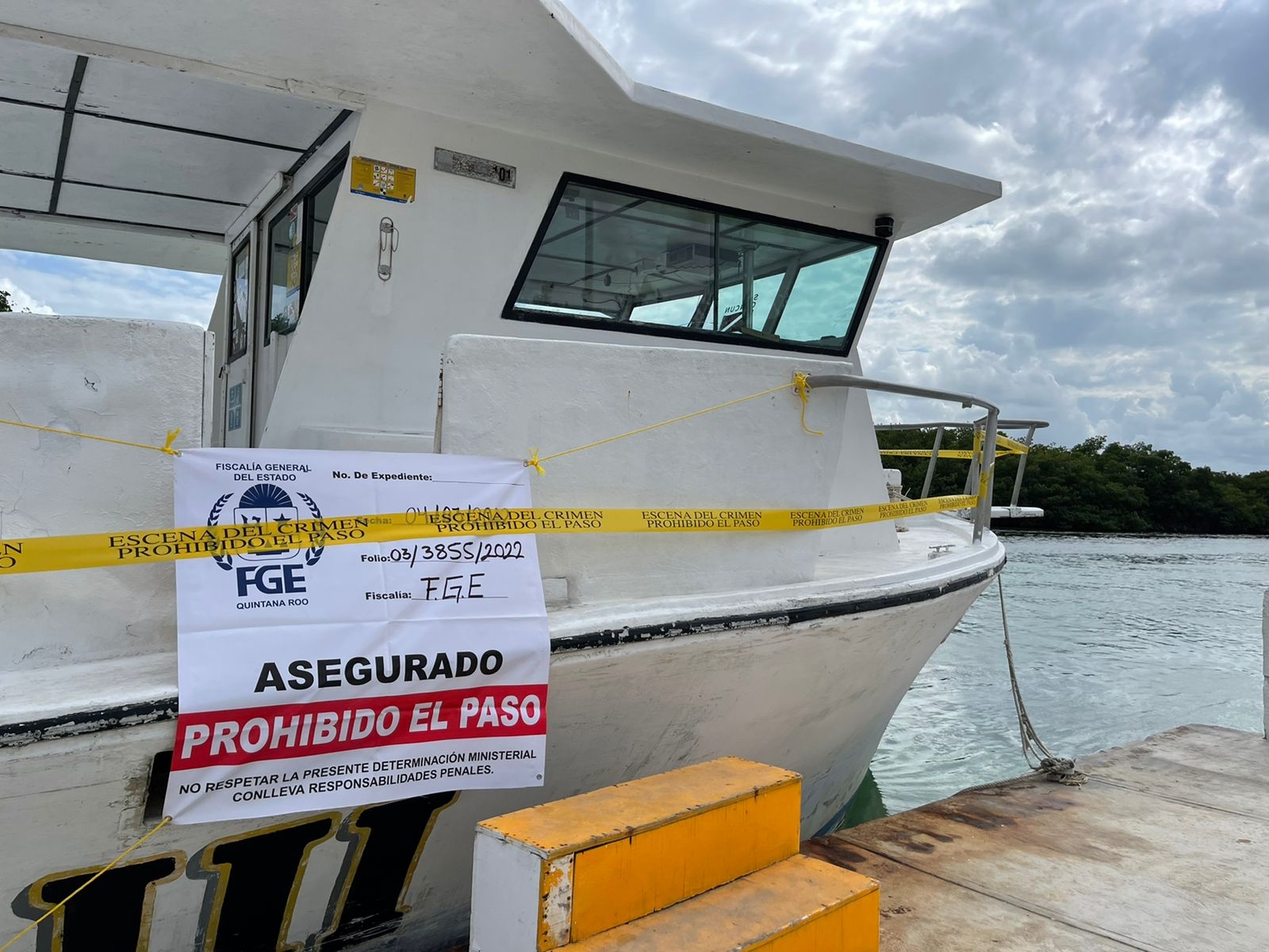 La embarcación fue asegurada tras la muerte de los dos turistas estadounidenses en Isla Mujeres, Quintana Roo