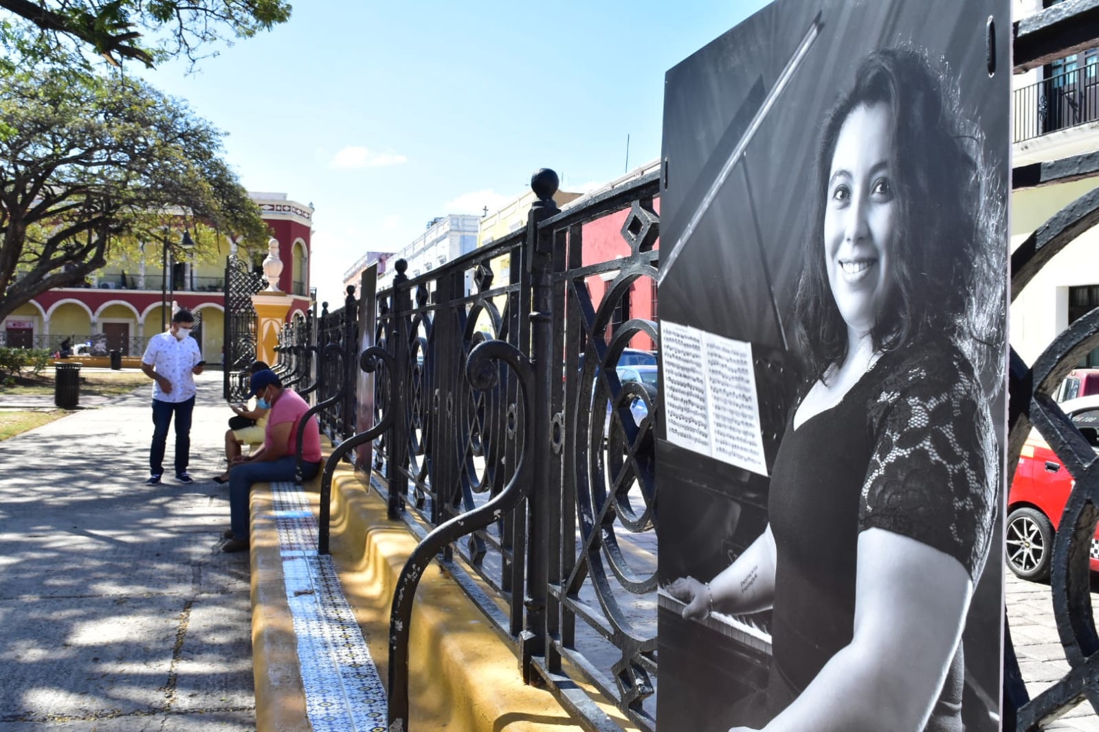 Con exposición fotográfica, conmemoran a mujeres destacadas en Campeche