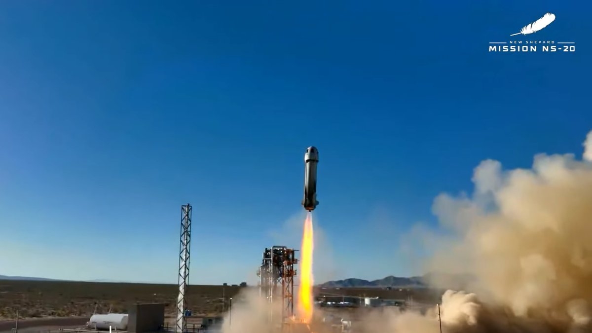 Jeff Bezos y Blue Origin dan  por iniciado el turismo espacial este año