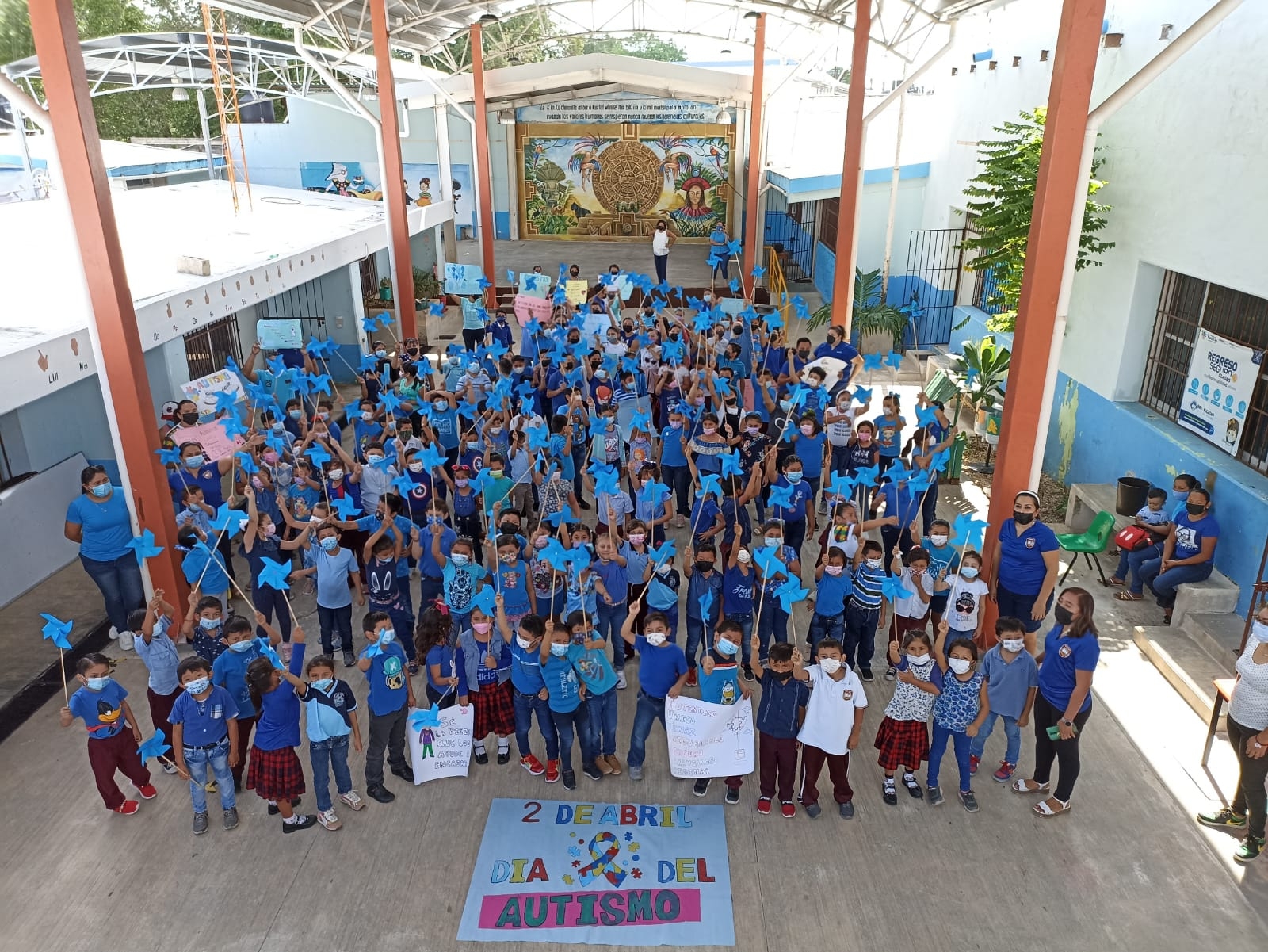Día Mundial del Autismo: Estudiantes de Chocholá llevan mensaje de tolerancia