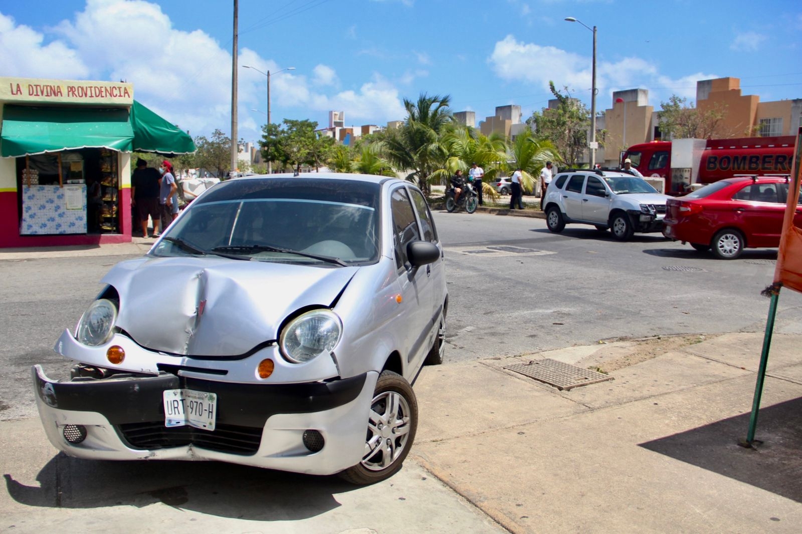 Choque en Prado Norte de Cancún deja daños por 85 mil pesos