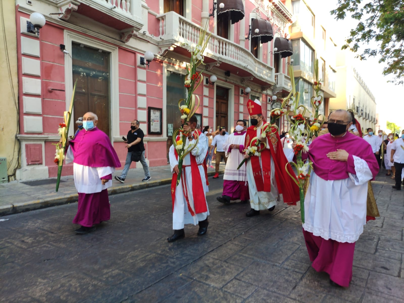 Domingo de Ramos: Feligreses de Mérida celebran el inicio de la Semana Santa