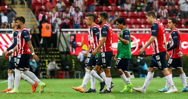 Liga MX: Desalojan a 10 personas por riña en el partido Chivas vs Monterrey
