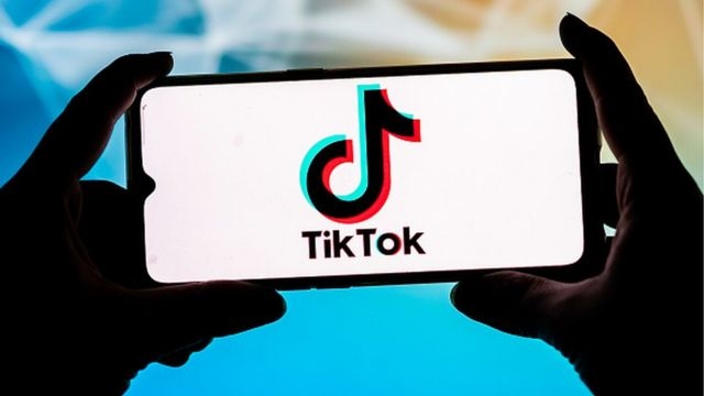 TikTok anuncia el nuevo botón de 'No me gusta' para combatir contenido dañino