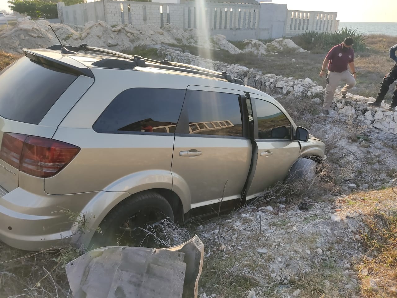 Accidente en la carretera Carmen-Isla Aguada deja daños por más de 150 mil pesos