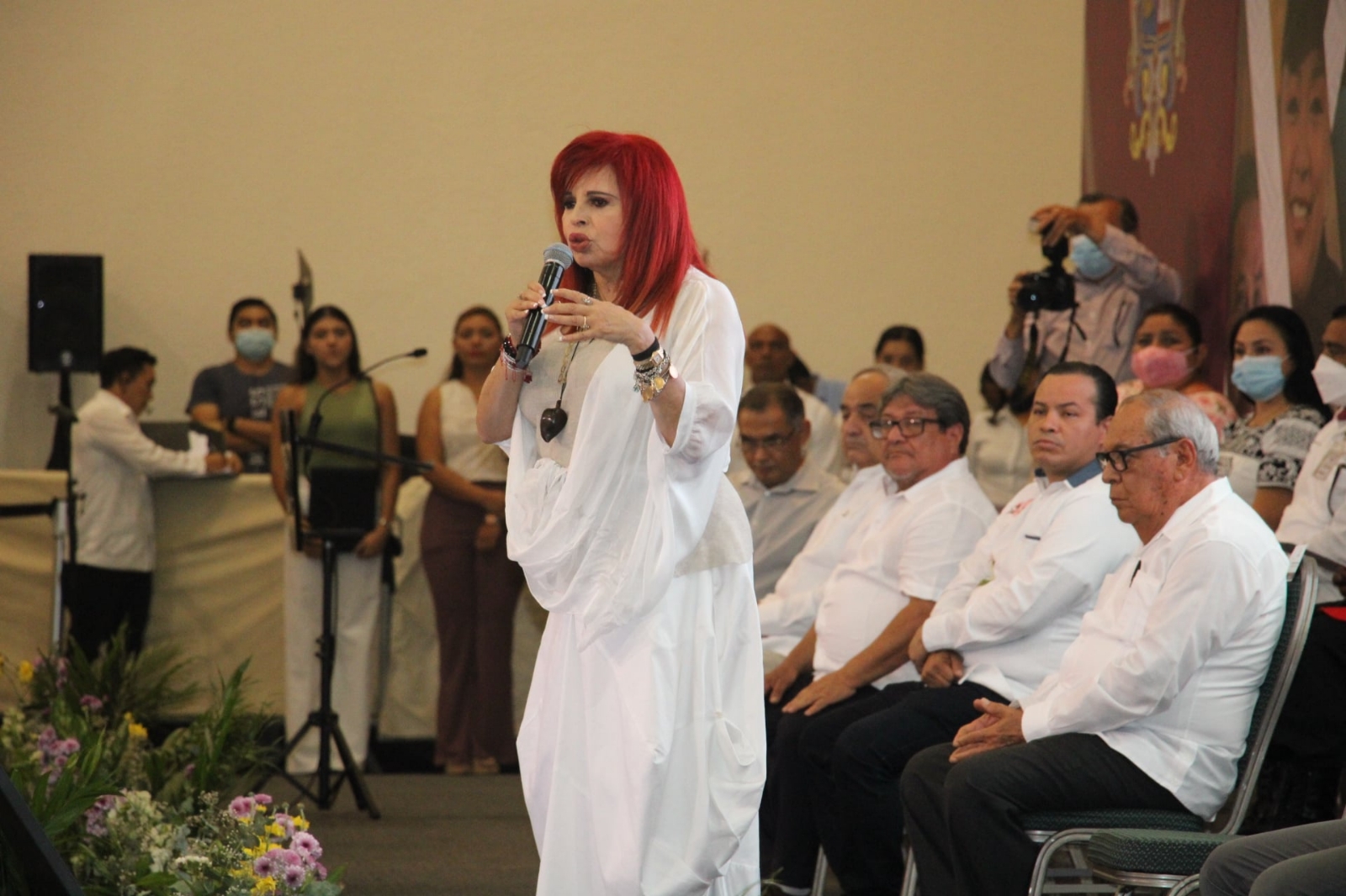 Layda Sansores reclama al titular de Conapesca no visitar Campeche