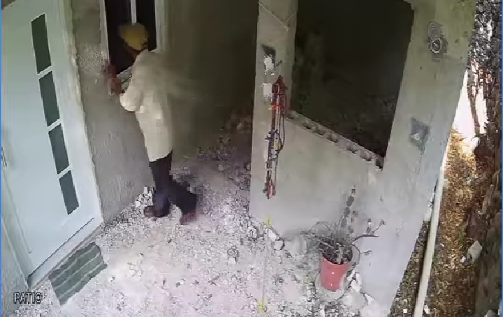 Captan a hombre mayor intentando entrar a robar una casa en Buctzotz, Yucatán