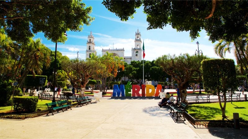 La Plaza Grande es uno de los puntos obligados de visita en Mérida