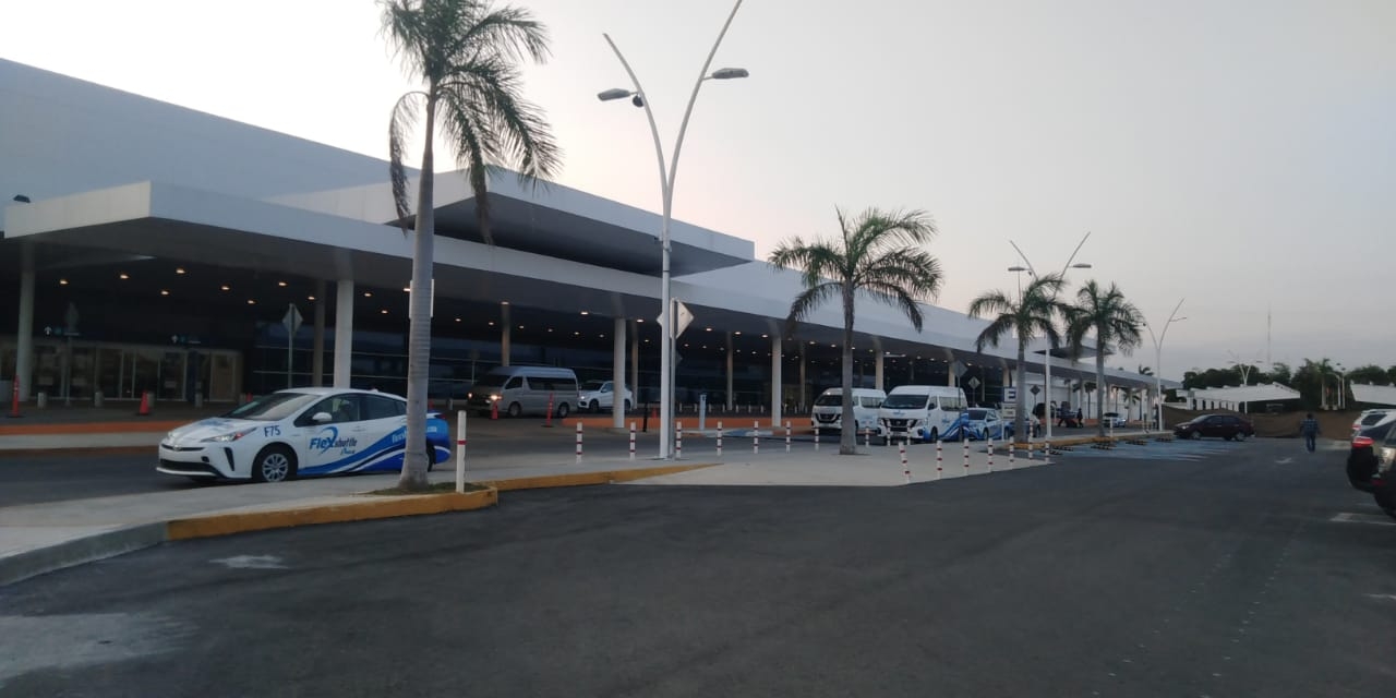 Los pasajeros del vuelo de Aeroméxico fueron informados de un problema en el avión, que derivó a su retorno al aeropuerto de Mérida