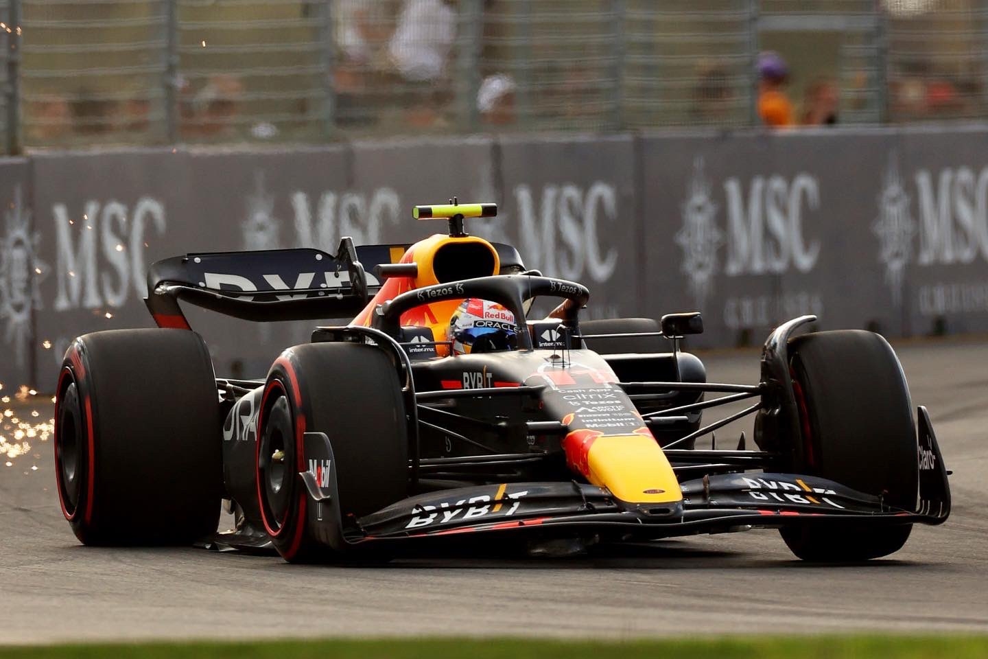 Checo Pérez saldrá tercero en el GP de Australia; Leclerc gana la 'pole'