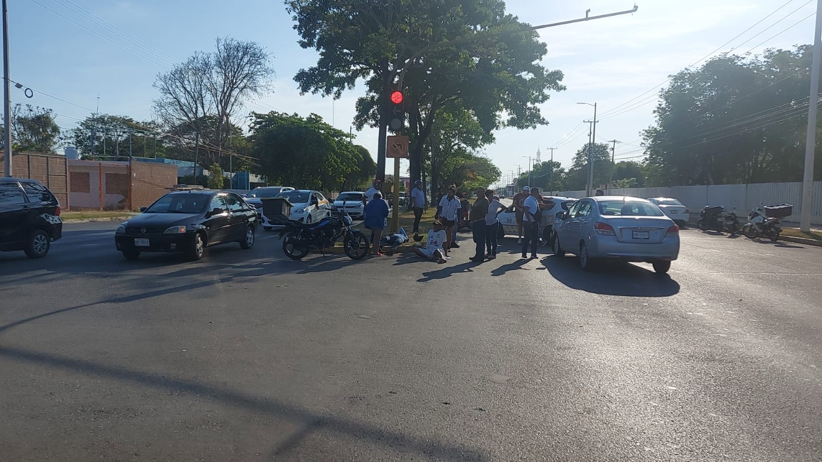 Lo motociclistas chocaron en las calles de Chetumal