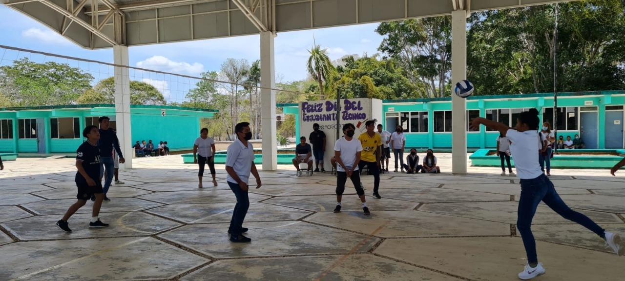 Celebran Día del Estudiante Técnico con actividades recreativas en Felipe Carrillo Puerto