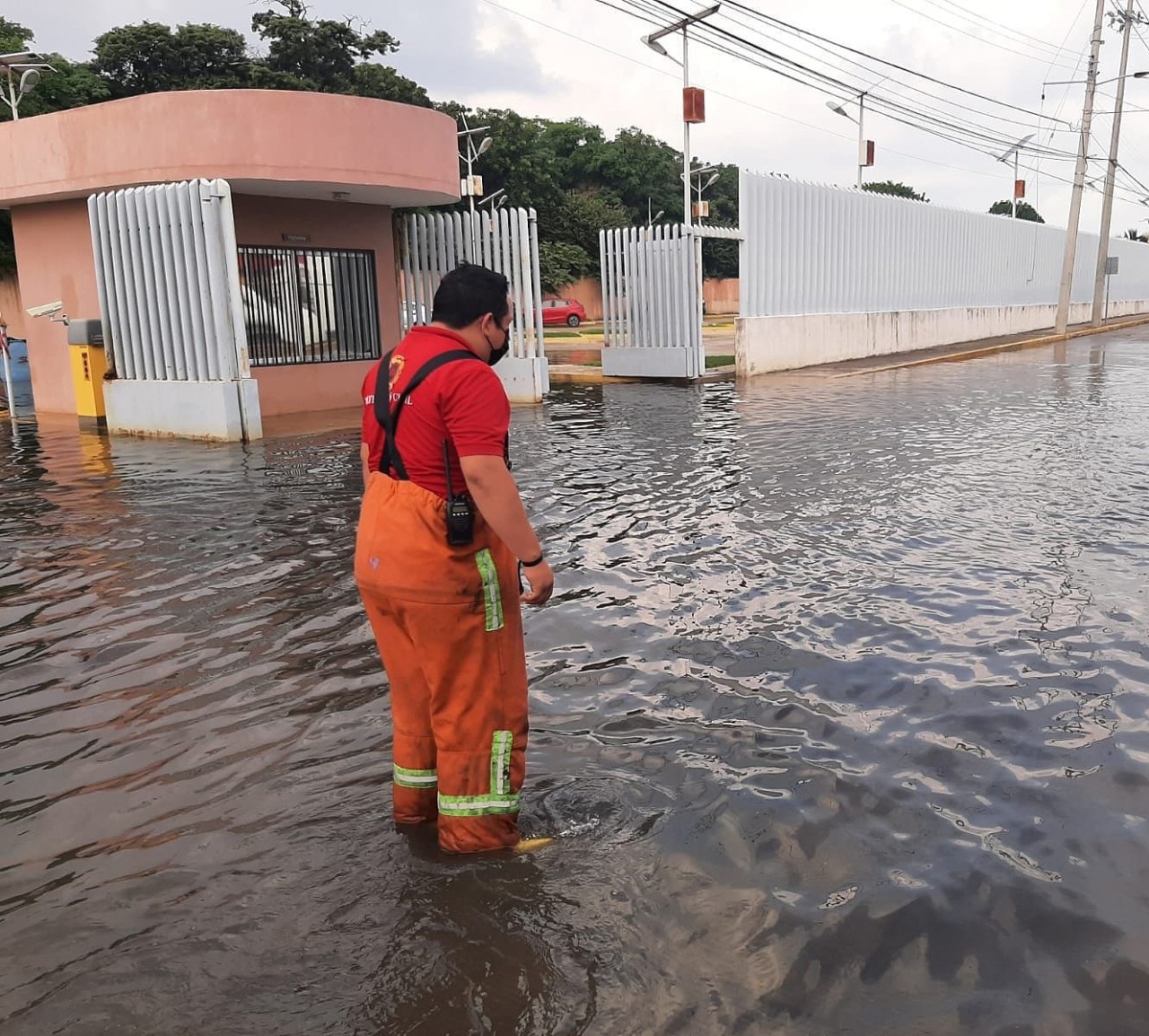 Protección Civil de Ciudad del Carmen alerta por la formación de una Onda Tropical