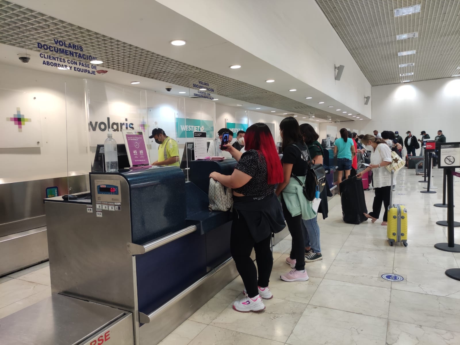 Aeropuerto de Mérida registra 43 operaciones para este primer lunes de mayo