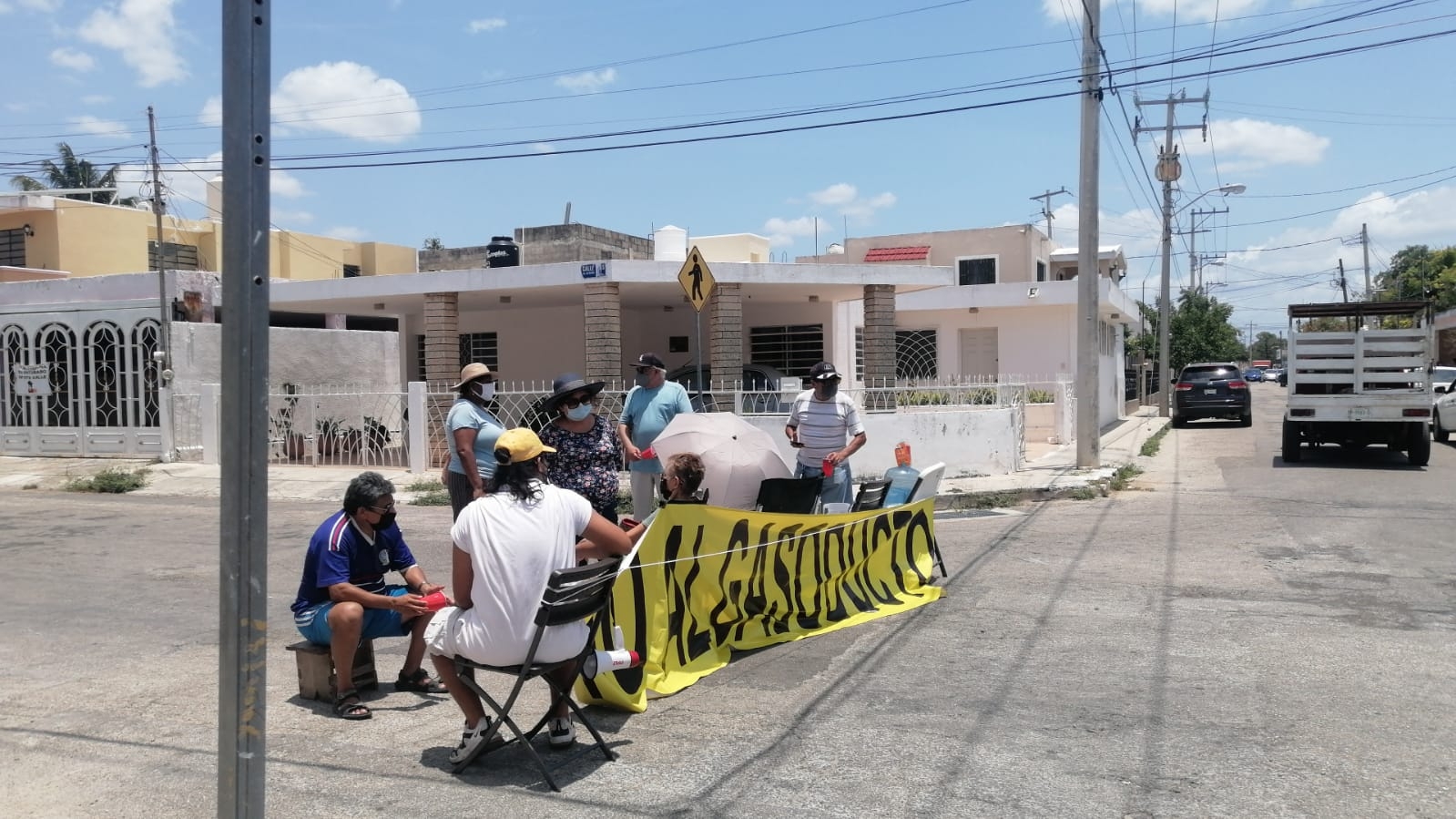 Vecinos de San Damián se manifiestan por la construcción de gasoductos en Mérida: EN VIVO
