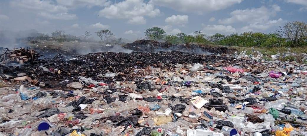 Por segunda ocasión, se incendia el basurero municipal de José María Morelos en Quintana Roo