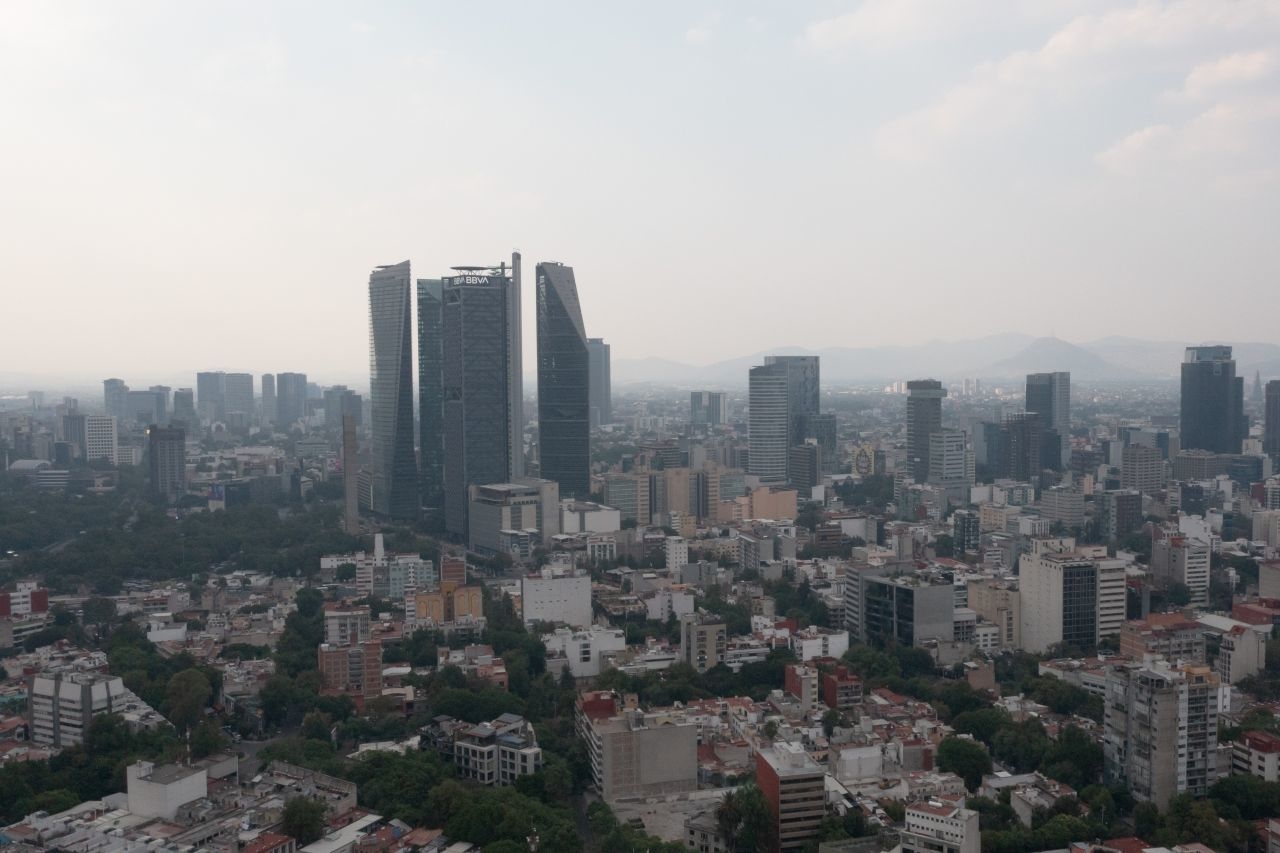 Debido a la mala calidad del aire se impuso el doble Hoy No Circula en la capital mexicana