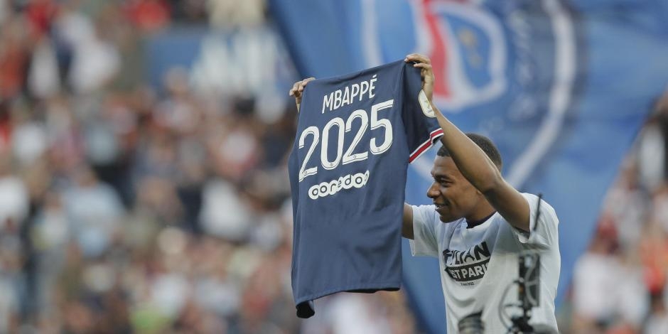 Kylian Mbappé renueva con el PSG hasta 2025