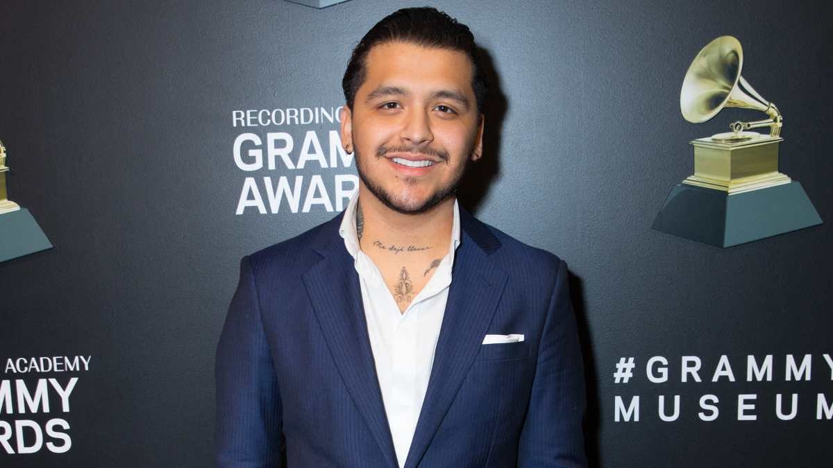 El cantante de regional mexicano se sinceró con su público en un momento de desahogo sobre su vida personal